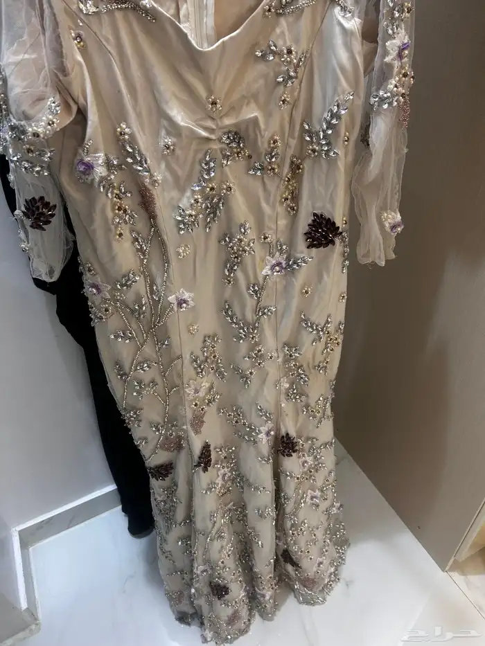 فستان مناسبات فخم انلبس مره وحده 1