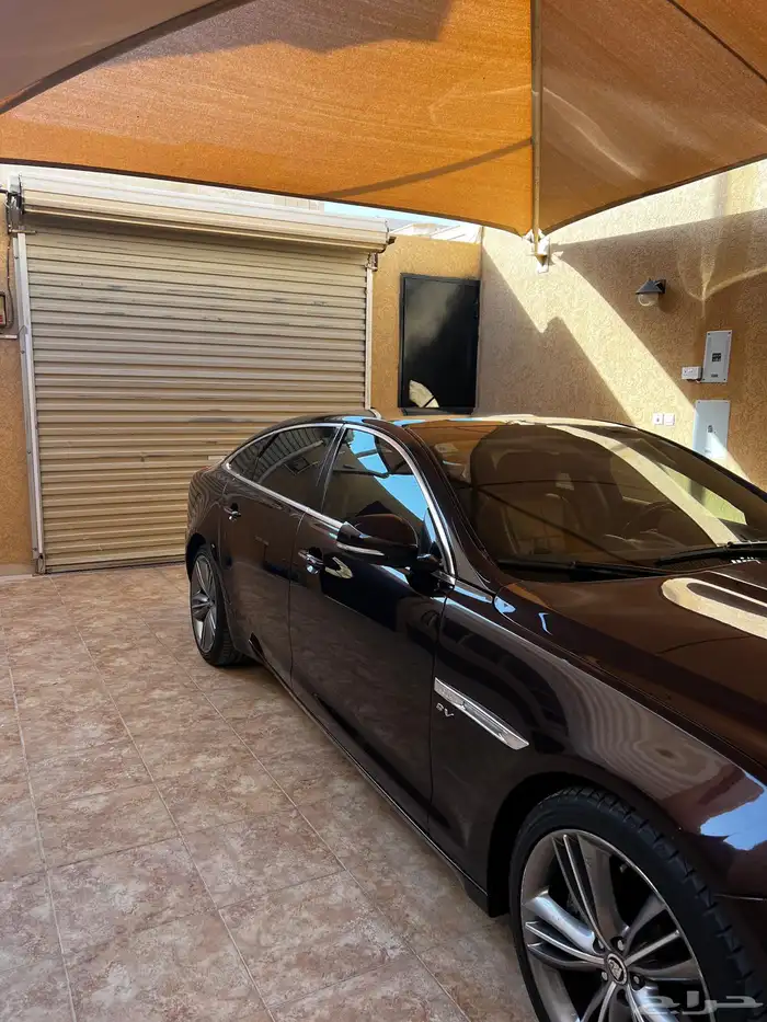 جاقوار XJL 2