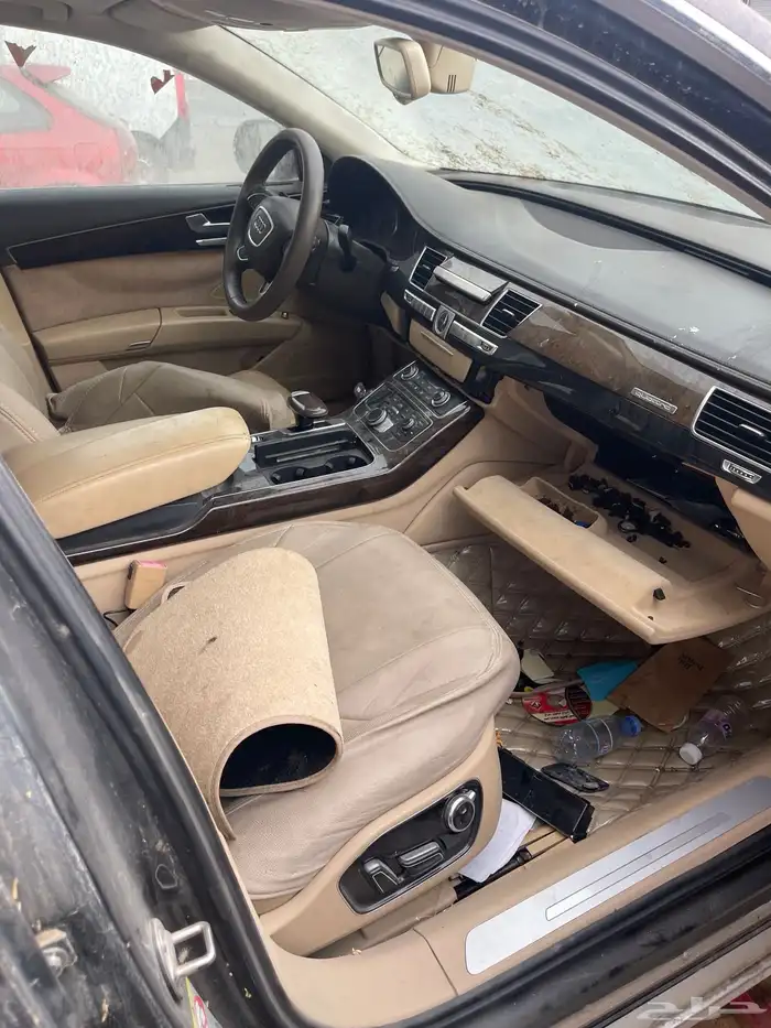 اودي a8 للبيع قطع 2