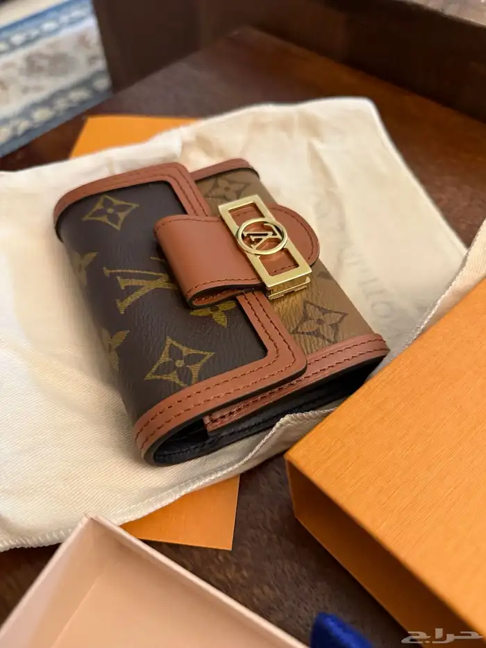 محفظة لويس فيتون LouisVuitton 5