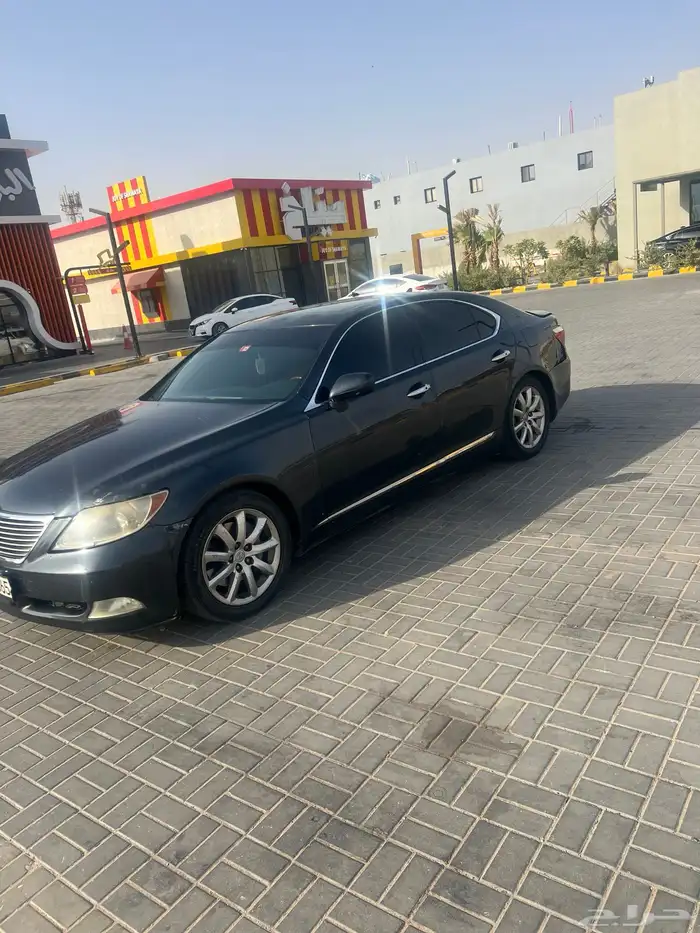 لكزس LS460 7