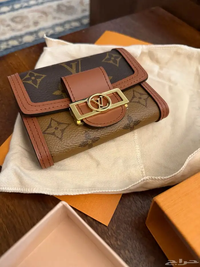 محفظة لويس فيتون LouisVuitton 4