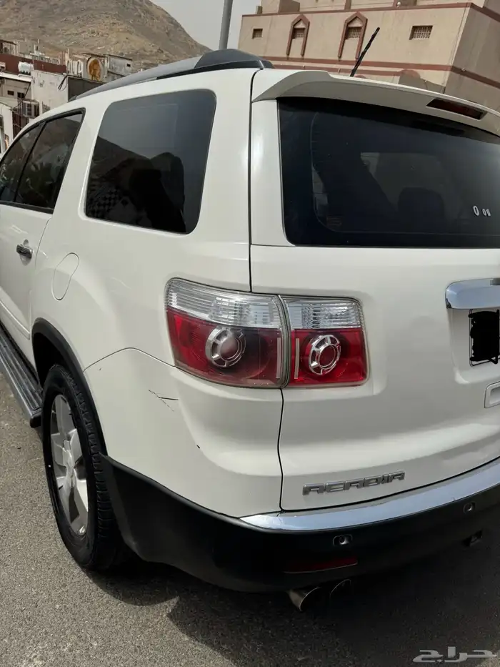 GMC اكاديا موديل 2010 ستاندرد 0