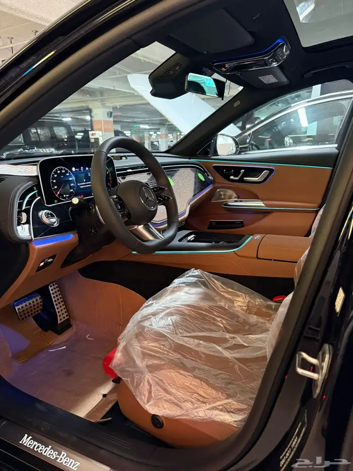 Mercedes Benz E300 AMG LINE (2025) zero 8