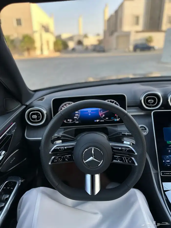 مرسيدس 2025 C200 جديده بطاقة جمركيه 11