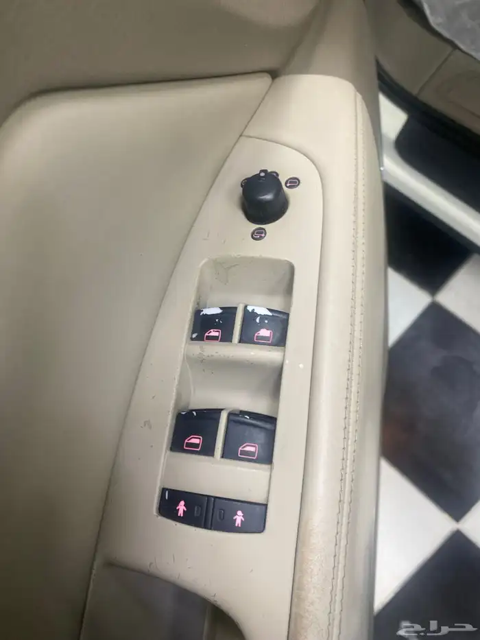 جيب اودي دبل كيو 7 2007 Q7 2007 تشليح (خلط مكينه) 15