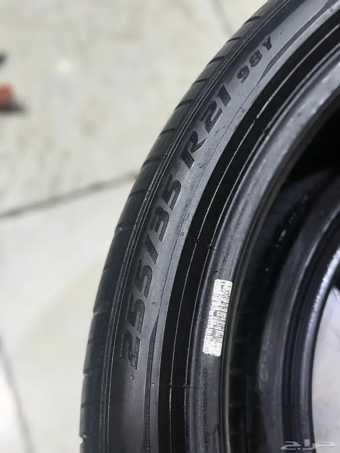 255 35 21 كفرات بريلي مستخدمة نضيفة جدا ومشروطة وكالةالجوهرة 4