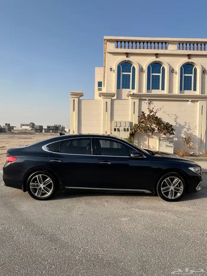 للبيع ازيرا 2018 0