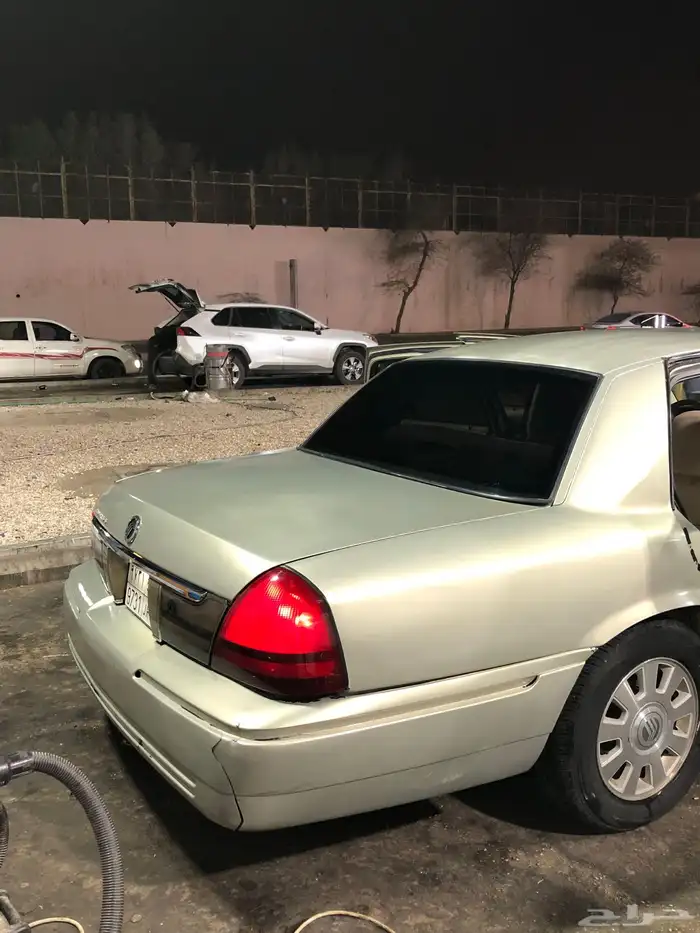 فورد ماركيز 2004 نظيف 21