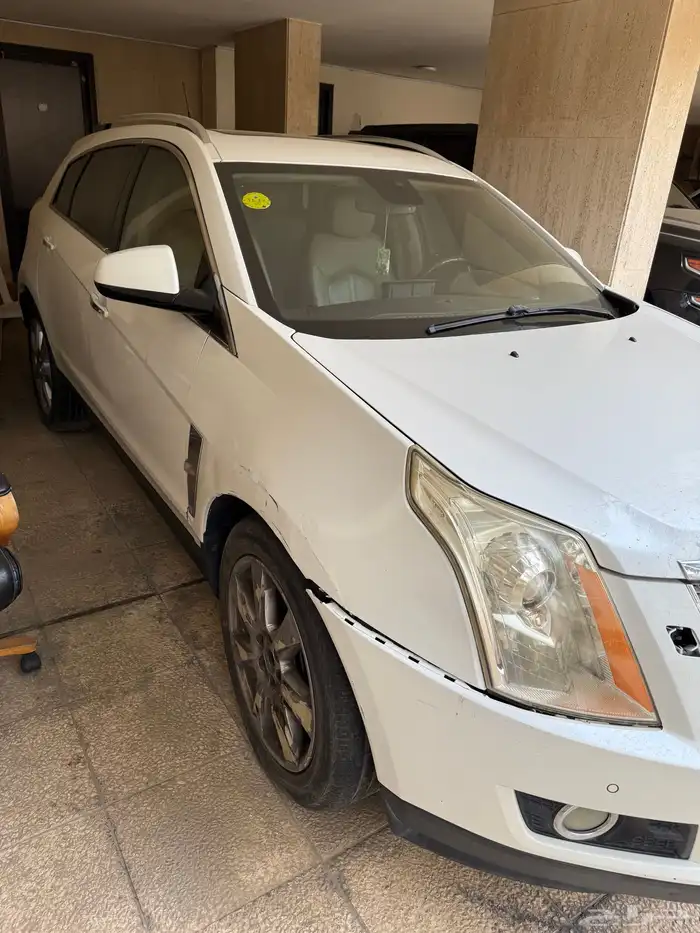 كاديلاك SRX 2011 3