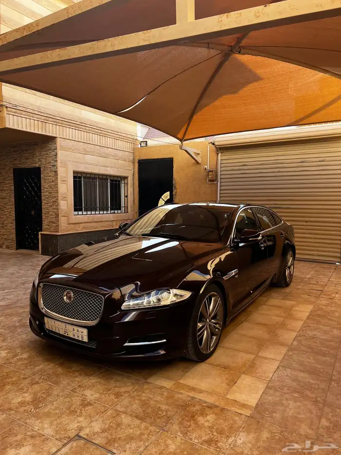 جاقوار XJL 0