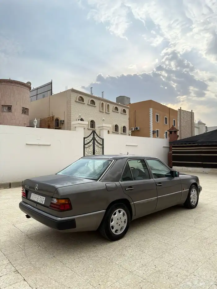 مرسيدس E300 (مخزن ) ممشى 31 م1992 w124 فرخ الشبح 21