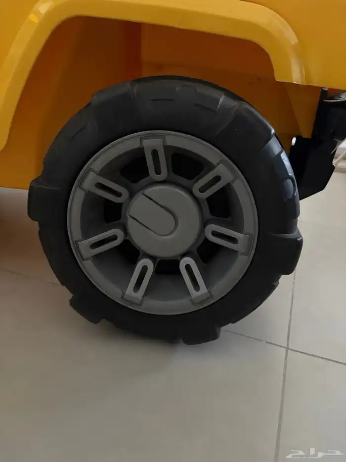 سيارة لعبة 9