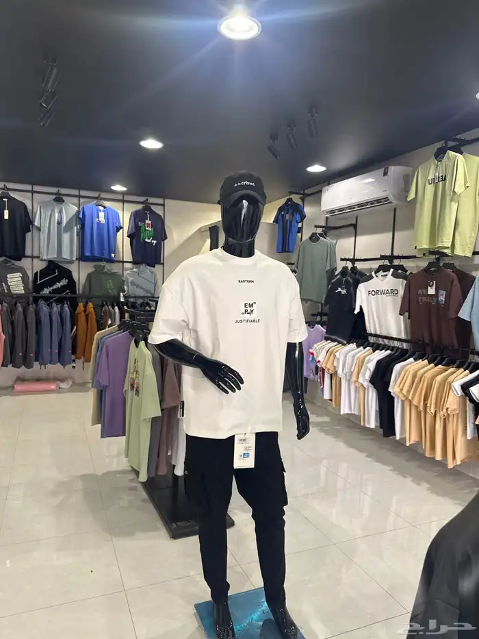 بيع محل ملابس بالكامل 0