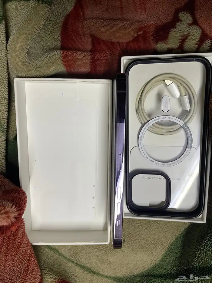 للبيع iPhone 14 Pro Max 6