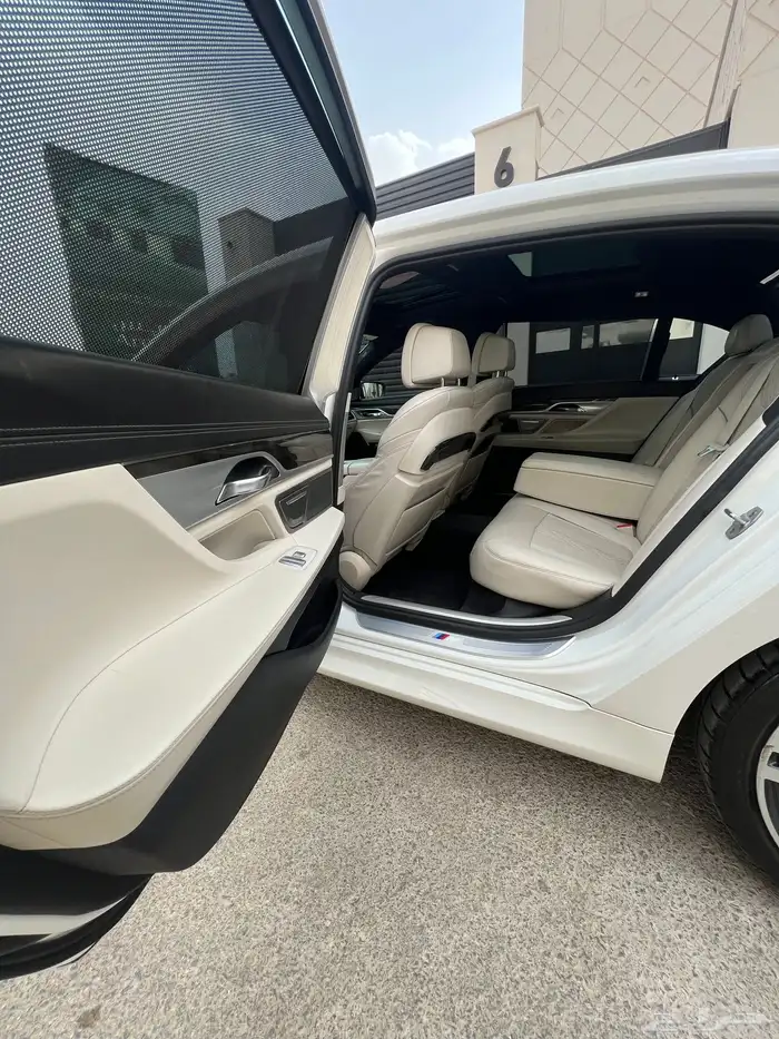 بي ام 740LI كت (M power)مديل 2016 24