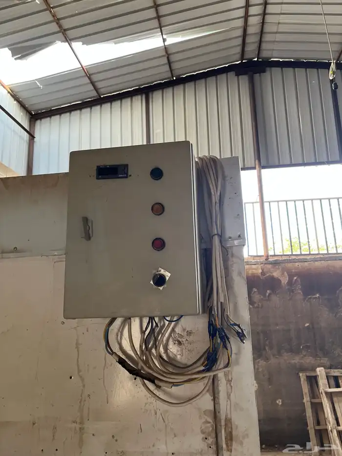 ثلاجة تمور تبريد وتجميد 6