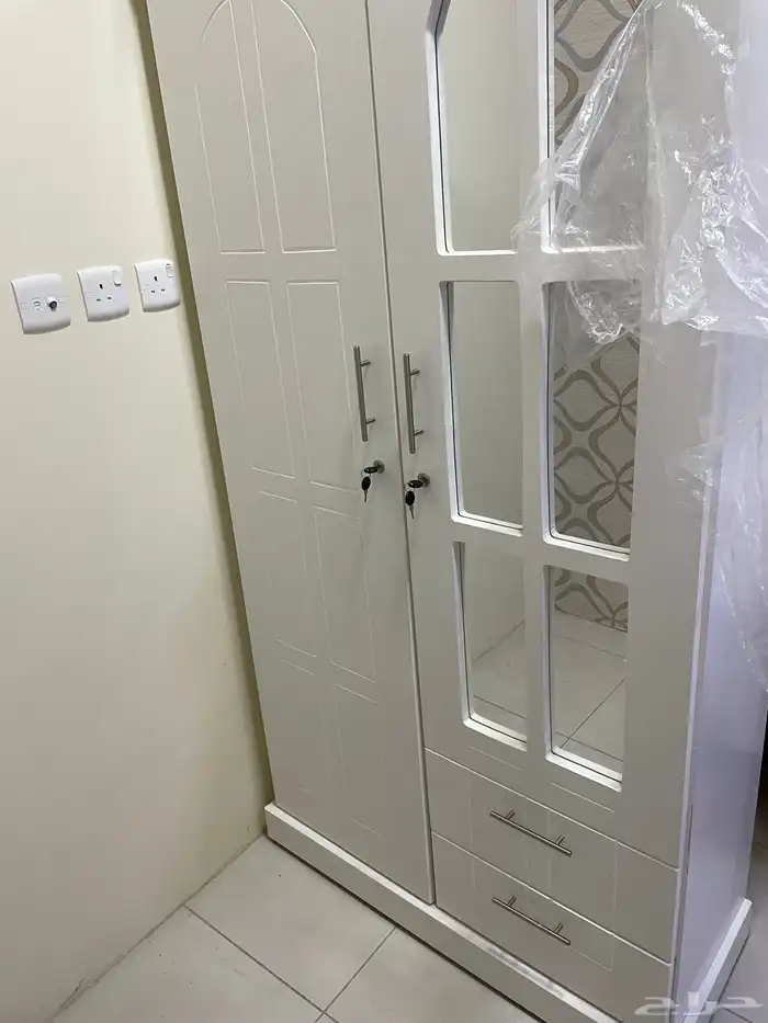 دولا ملابس 0