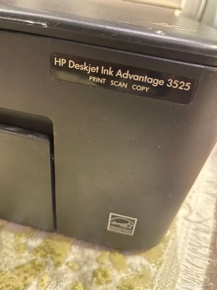 للبيع طابعه HP 3