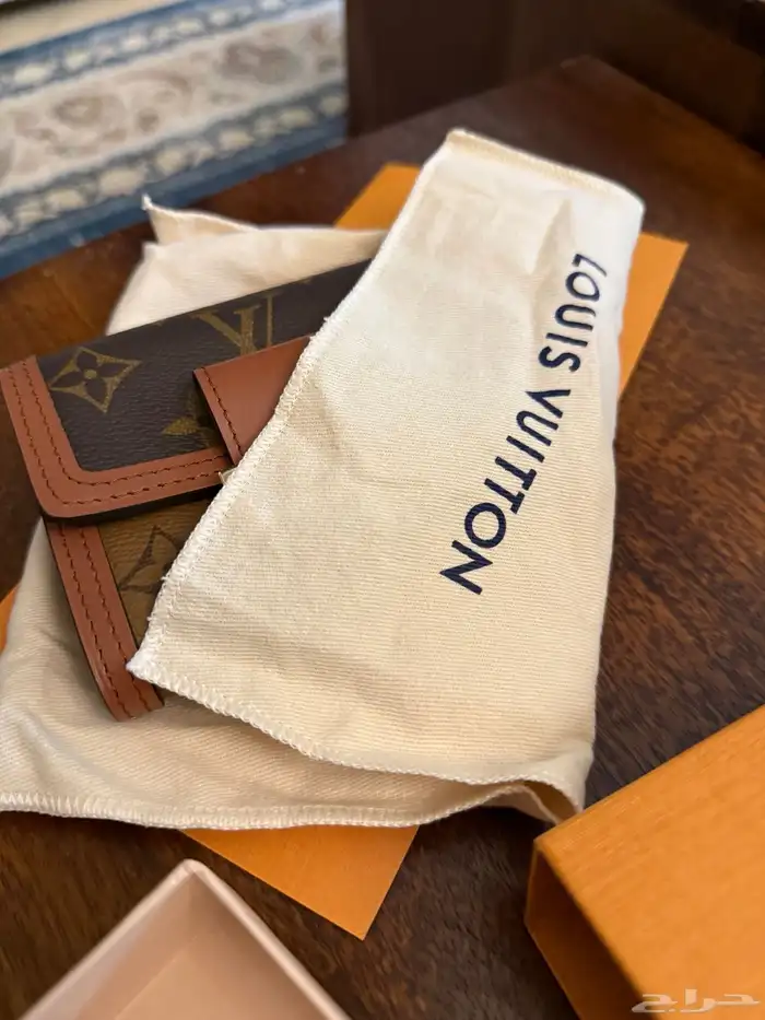 محفظة لويس فيتون LouisVuitton 3