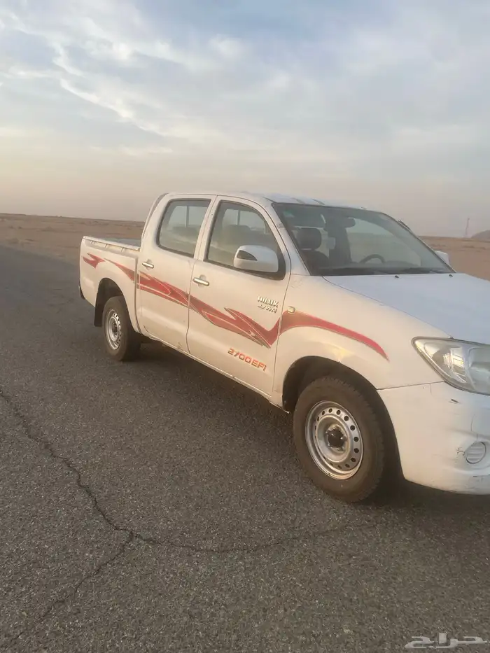 هايلوكس 2011 3