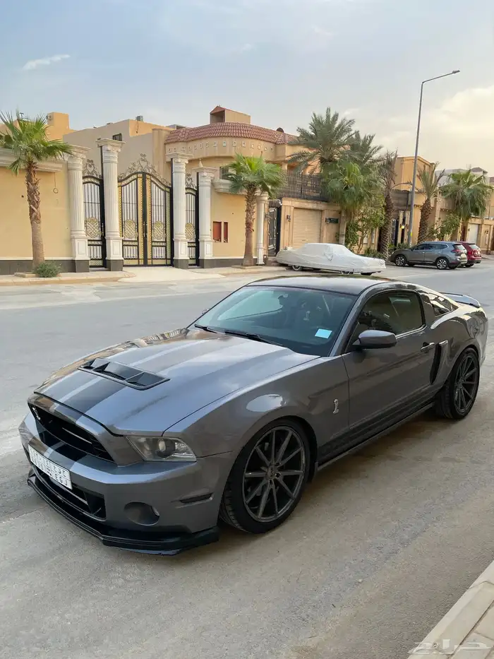 موستنج 2010 V8 قير عادي 0