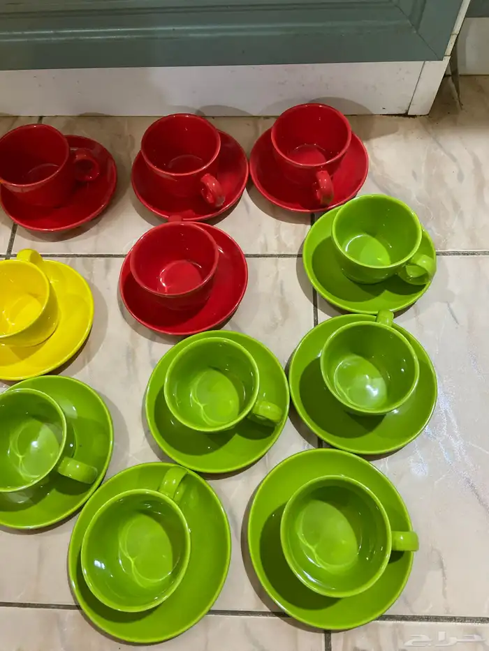 كاسات ضيافة ملونه للبيع 2