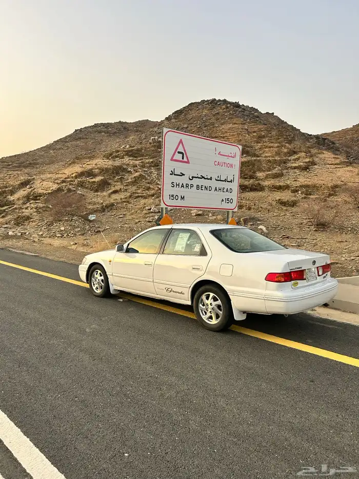 كامري للبيع موديل 2000 مكينة على شرط و والقير على الشرط 6