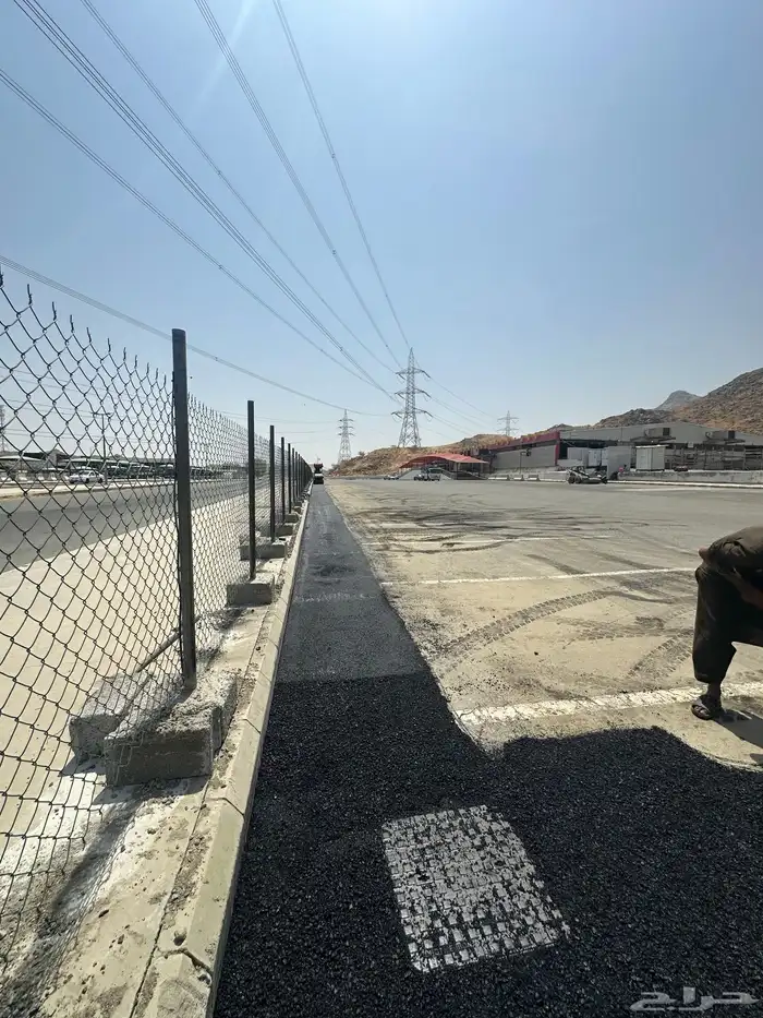 مقاول عام 22