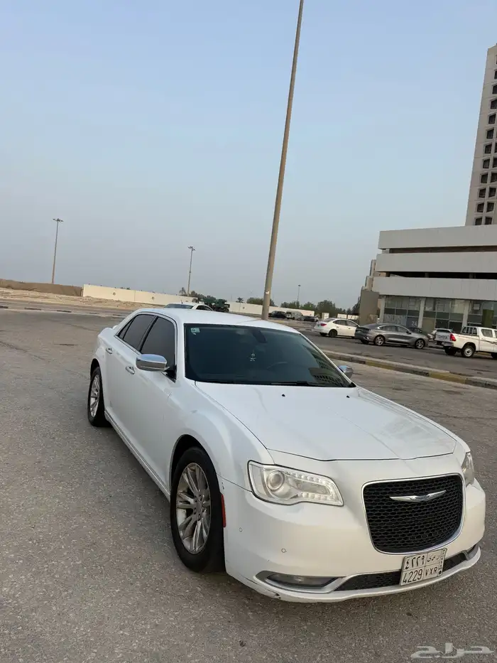 CHRYSLER C300 V8 FOR SALE 3