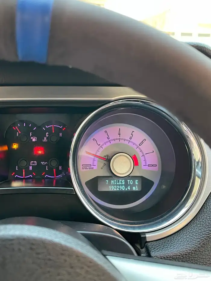 موستنج 2010 V8 قير عادي 19