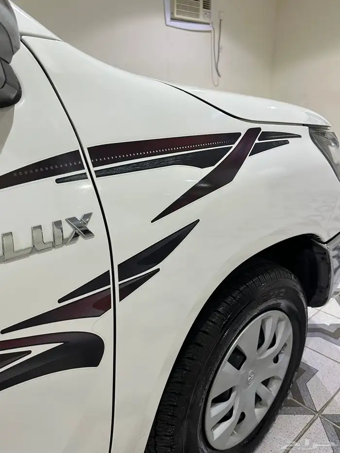 هايلكس GLX غمارتين بنزين 2022 بحالة الوكالة 17