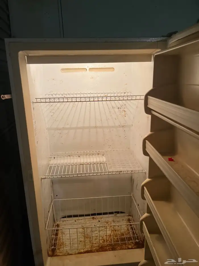 ثلاجة كبيرة للبيع السريع 2