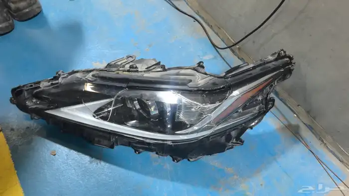 اسطب لكزس ES 250 يسار 2024 2