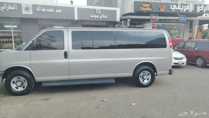 نقل توصيل طالبات سراة عبيدة وضواحيها الى جامعة قريقر 5