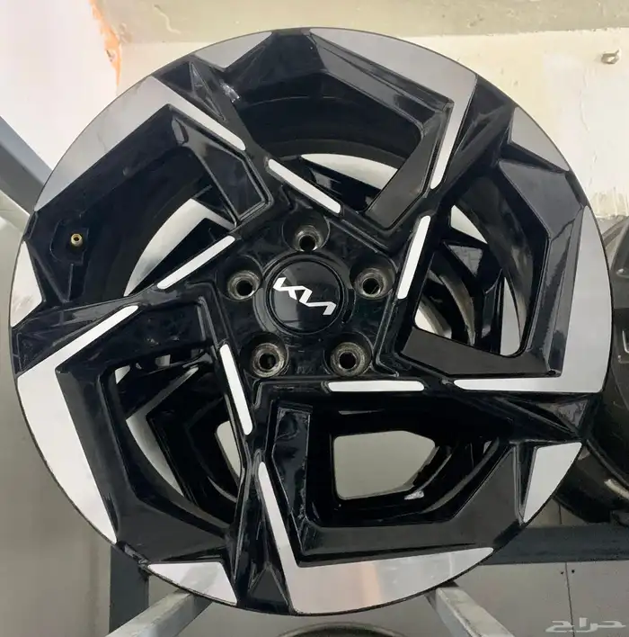 جنوط كيا كي فايف (K5) 2025 مقاس 17 0