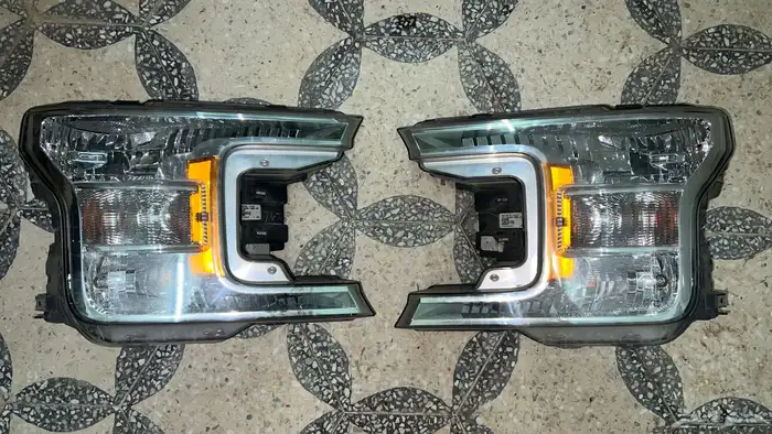شمعات f150 1