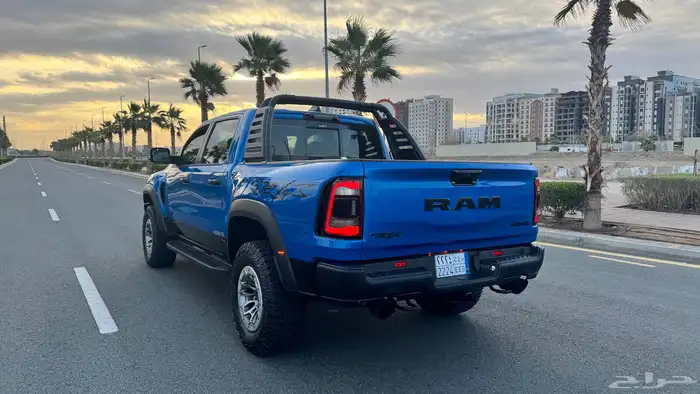دودج رام TRX 2024 محرك هيلكات 702 حصان 4
