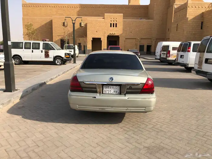 فورد ماركيز 2004 نظيف 10