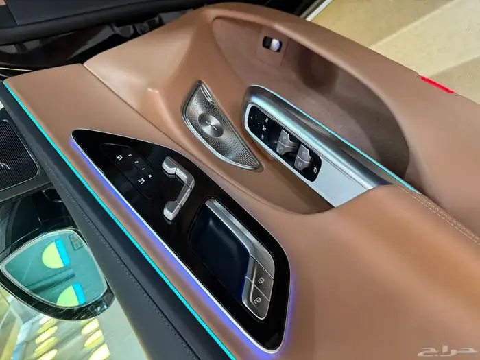 Mercedes Benz E300 AMG LINE (2025) zero 6