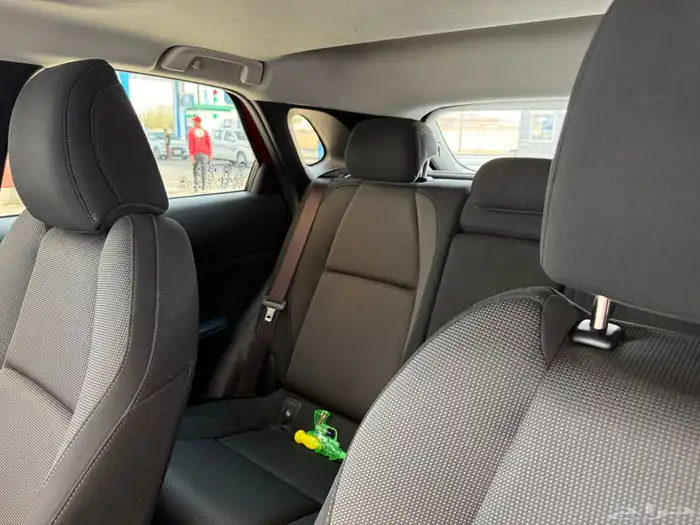 مازدا CX-30 - 2023 - فل كامل لون احمر ممشى 34000 فقط 6