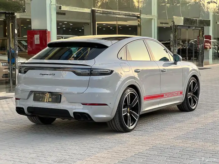 Porsche Cayenne GTS 2022 Saudi 3