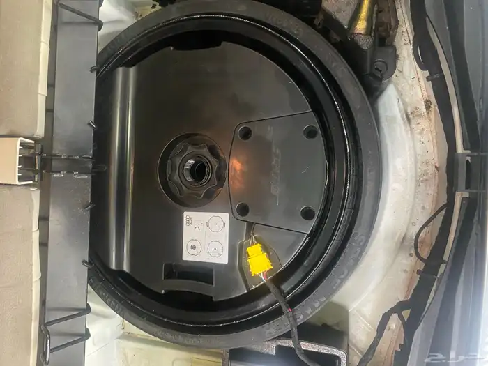 جيب اودي دبل كيو 7 2007 Q7 2007 تشليح (خلط مكينه) 10
