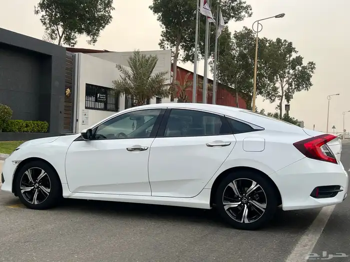 هوندا سيفيك 2018 بدي وكاله نظيفه جدا  منوة المستخدم 9
