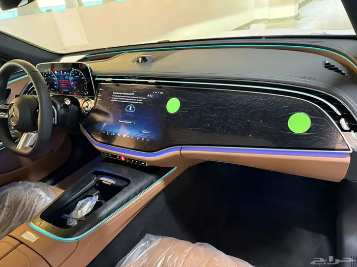 Mercedes Benz E300 AMG LINE (2025) zero 19