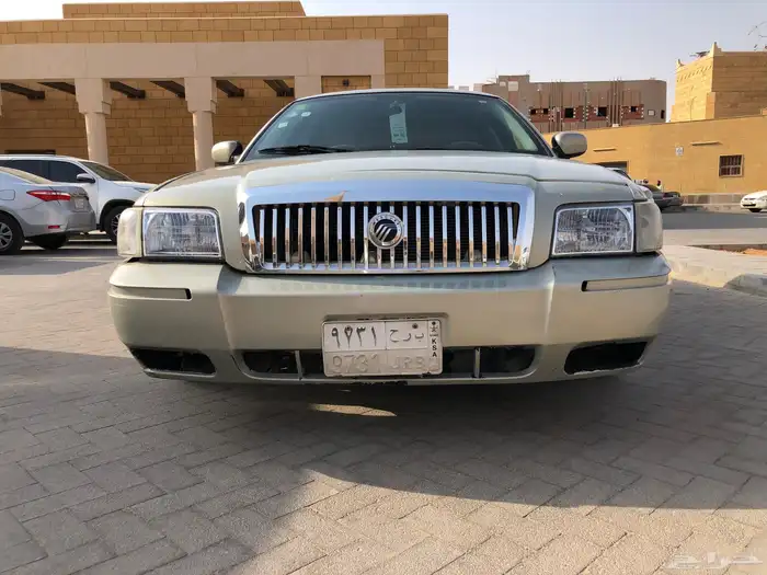 فورد ماركيز 2004 نظيف 3