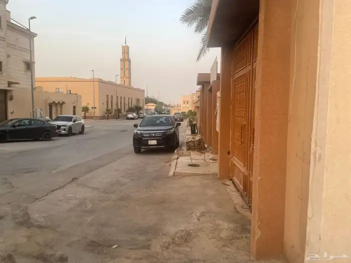 فلة بقيمة أرض بحي الروضة 2