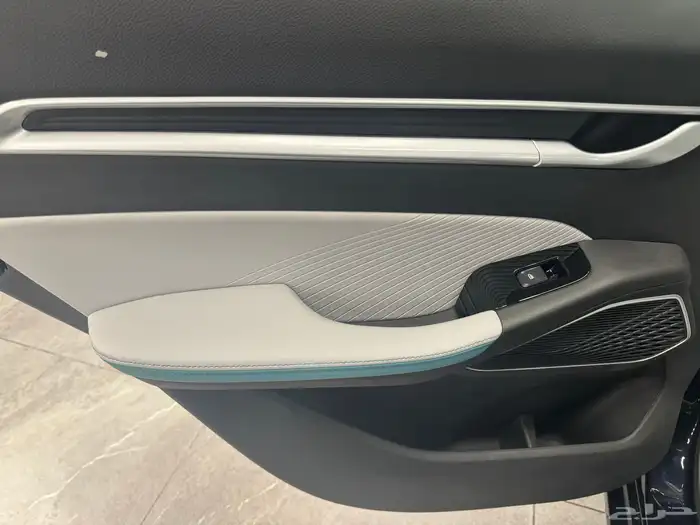 جيلي امجراند فل كامل - GEELY EMGRAND 2025 7
