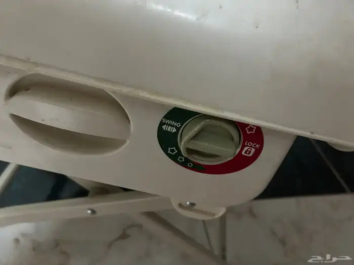 سرير اطفال بعجلات من عمر 0-4 أشهر  طاوله للسنتين 0
