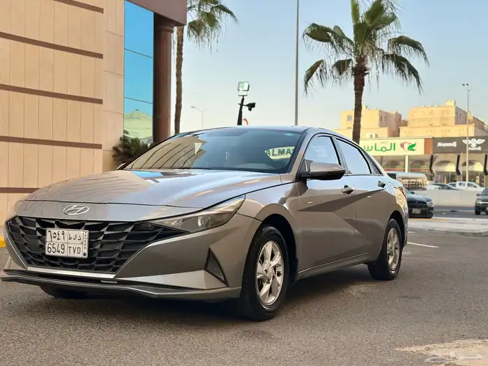 هونداي إلنترا 2022 21
